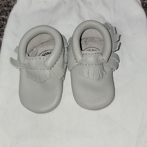 New Freshly Picked Slate Gray Soft Bottom Slip-on Moccasin Shoes Size 0 - Picture 8 of 9